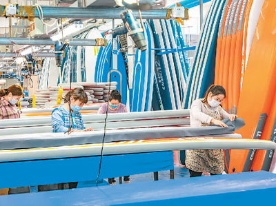 創(chuàng)新創(chuàng)業(yè)水上餐廳