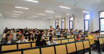 在校,采訪(fǎng),創(chuàng  )新,創(chuàng  )業(yè)
