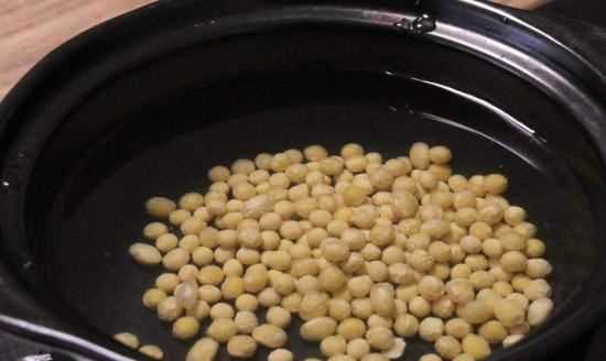 泡好的黃豆可以放幾天,黃豆水能存放多久變質(zhì) 泡好的黃豆可以放幾天呢圖3