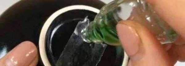 風(fēng)油精去膠印的原理,如何洗去瓶子上的標簽膠怎么除掉圖3