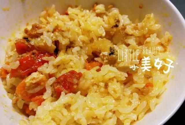 螃蟹有黃的是公還是母，螃蟹肚子里怎么有兩種黃色,一種是淡黃軟軟得,一種是橘黃有點(diǎn)發(fā)硬？圖7