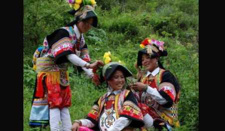 采花節是哪族的節日,采花節是哪個(gè)民族的節日圖片圖1