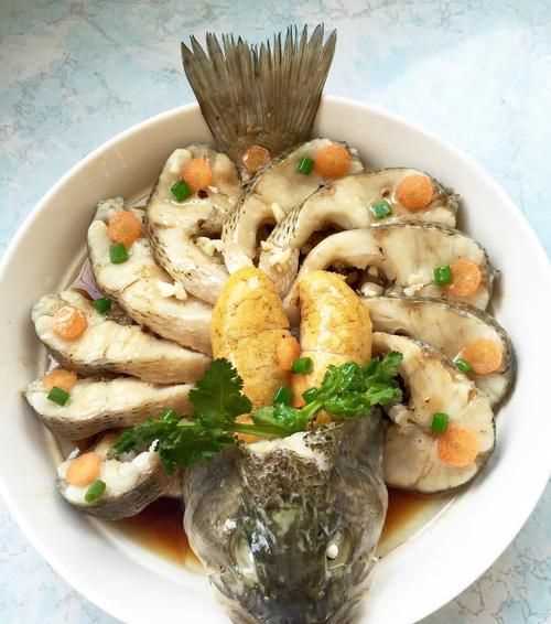 一斤重鱸魚蒸多長時間