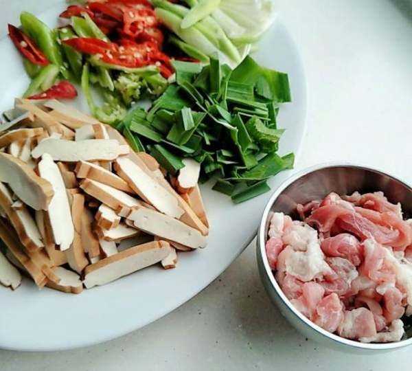 豆腐干炒肉怎么做,家常炒瘦肉怎么做圖13