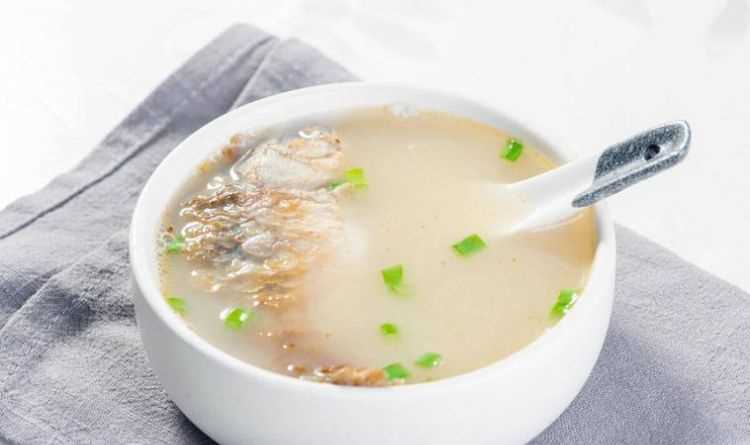 燉魚(yú)湯要燉多長(zhǎng)時(shí)間
