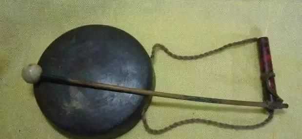 人類最早的報(bào)警器是什么，人類最早的火災(zāi)報(bào)警是什么？圖1