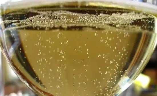 酒在加熱過(guò)程中會(huì)揮發(fā)掉嗎?