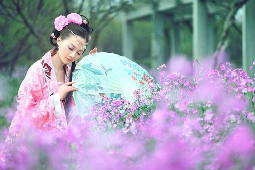 當有人傷心時(shí)情況古詩(shī)句