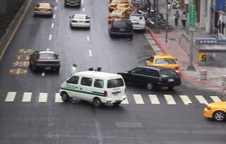 會(huì )車(chē)超車(chē)注意事項
