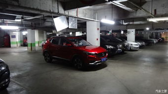汽車(chē)打蠟注意事項,汽車(chē)打蠟的步驟及注意事項,地板打蠟流程及注意事項