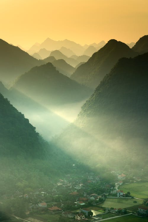 高空求生我能看到提示游戲小說(shuō)主人公慕白章節閱讀