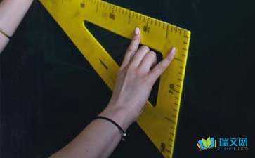 越小的孩子越需要鼓勵(lì)教育隨筆
