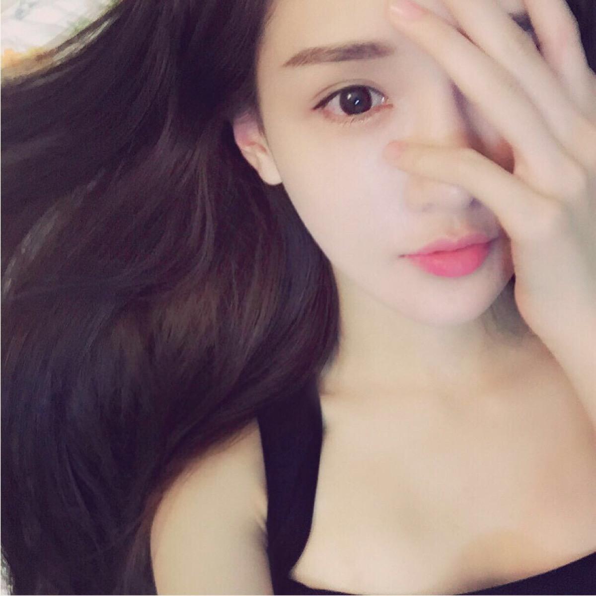點(diǎn)贊最多的晚安說說  笑與淚編織的才是人生